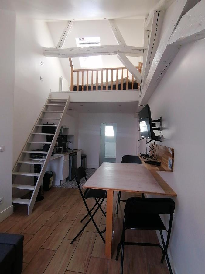 Studio Plein De Charme - 2 Orleans Exterior photo